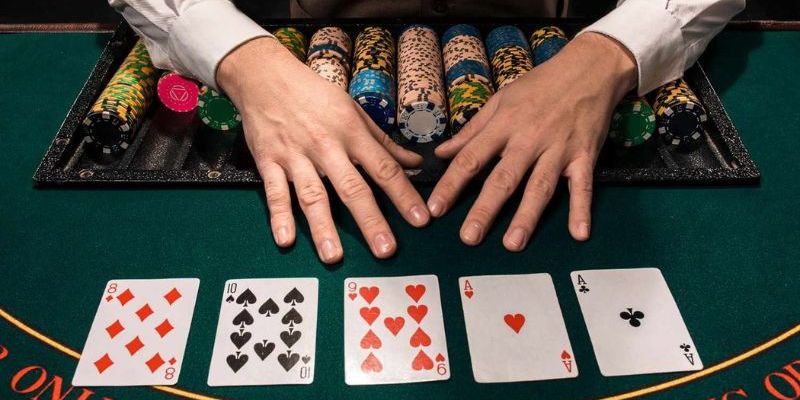 Luật chơi bài Poker rất dễ hiểu